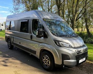 Autotrail67_carousel500_10
